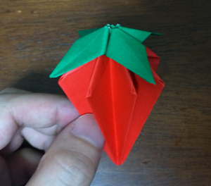 折り紙の立体的な イチゴ の簡単な折り方 折り紙オンライン