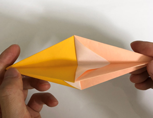 息で吹いて回す楽しい折り紙 吹きごま の簡単な折り方 折り紙オンライン