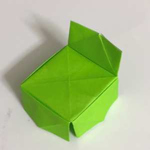 折り紙の立体的な いす の簡単な折り方 折り紙オンライン