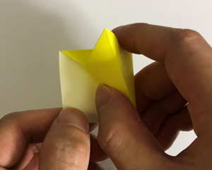 折り紙の便利で可愛い しおり の折り方 折り紙オンライン
